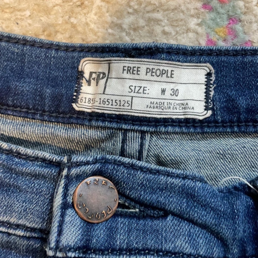 Free People Ripped Jeans - Picture 5 of 6
